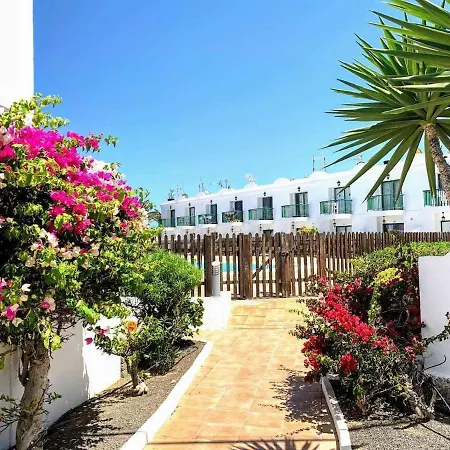 Blue Island Pool View & Wi-Fi By Irent Fuerteventura Apartamento Corralejo Exterior foto